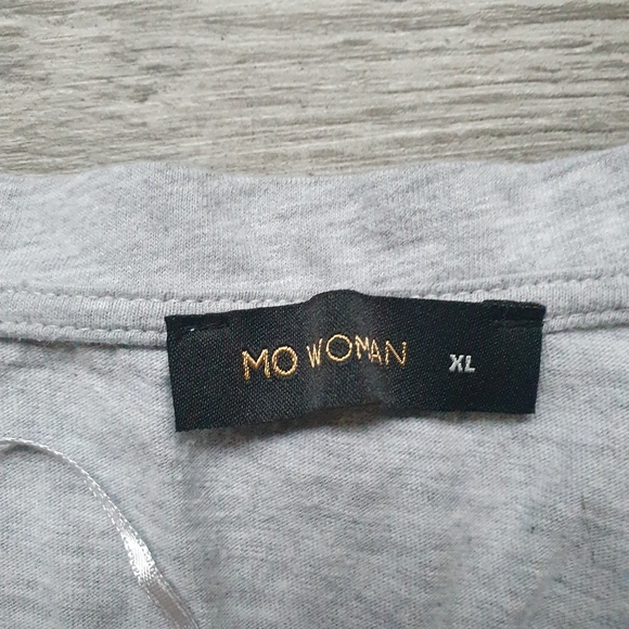 🤑Mo woman XL tees - Picture 3 of 3
